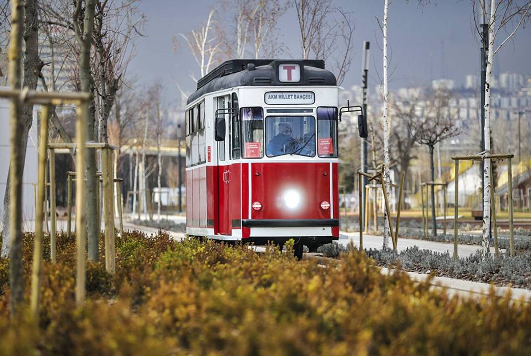 Başkentin tek nostaljik tramvay hattı: 6 istasyonla 20 dakikalık tarihi gezi! 7